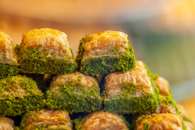 بقلاوة بالفستق الحلبي